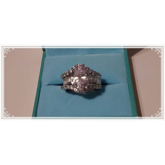 Stunning 7.5 Ct. Genuine Diamond Simulant Oval~Baguette~Round Bridal Ring Set #8 - Picture 1 of 8